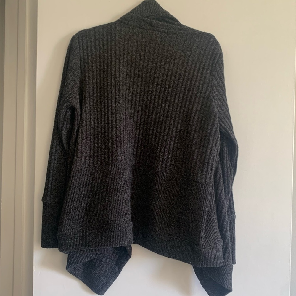 Athleta Gray Tiburon Open Front Waterfall Ribbed Cardigan Sweater size Medium - Picture 4 of 8